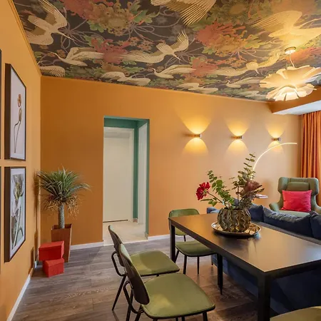 Lucky Cranes Apartament Bucureşti