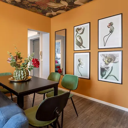 Lucky Cranes Apartament *